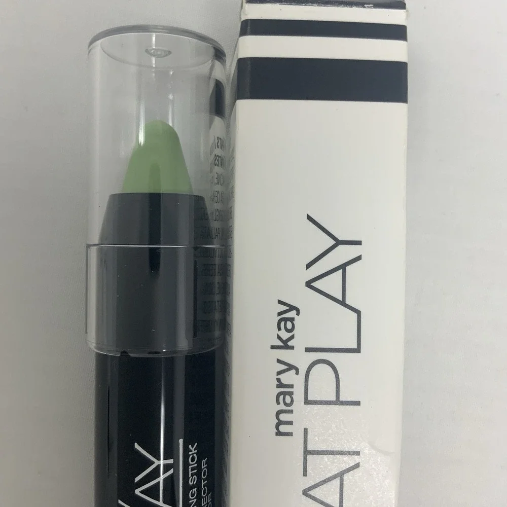 New In Box Mary Kay At Play Color Correcting Stick Wipe Out Redness 121197 04/23